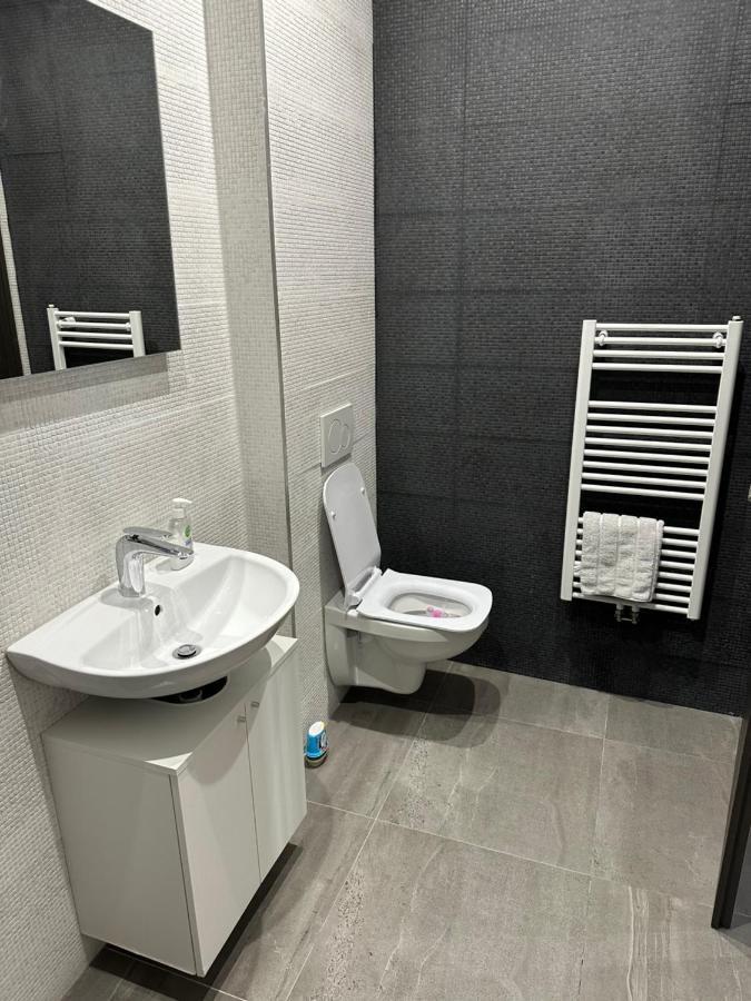 2rooms 76m2 New * Praga